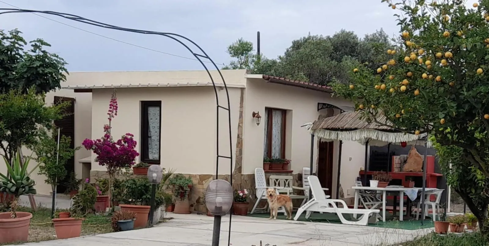 Villa Lella Margine Rosso Quartu Sant'Elena 0*,  Italien
